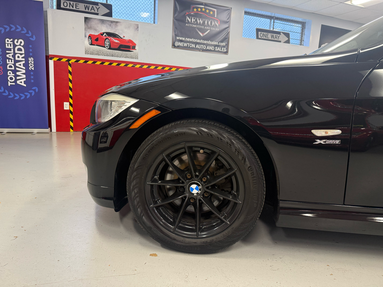 BMW 3-Series 328i xDrive 2010