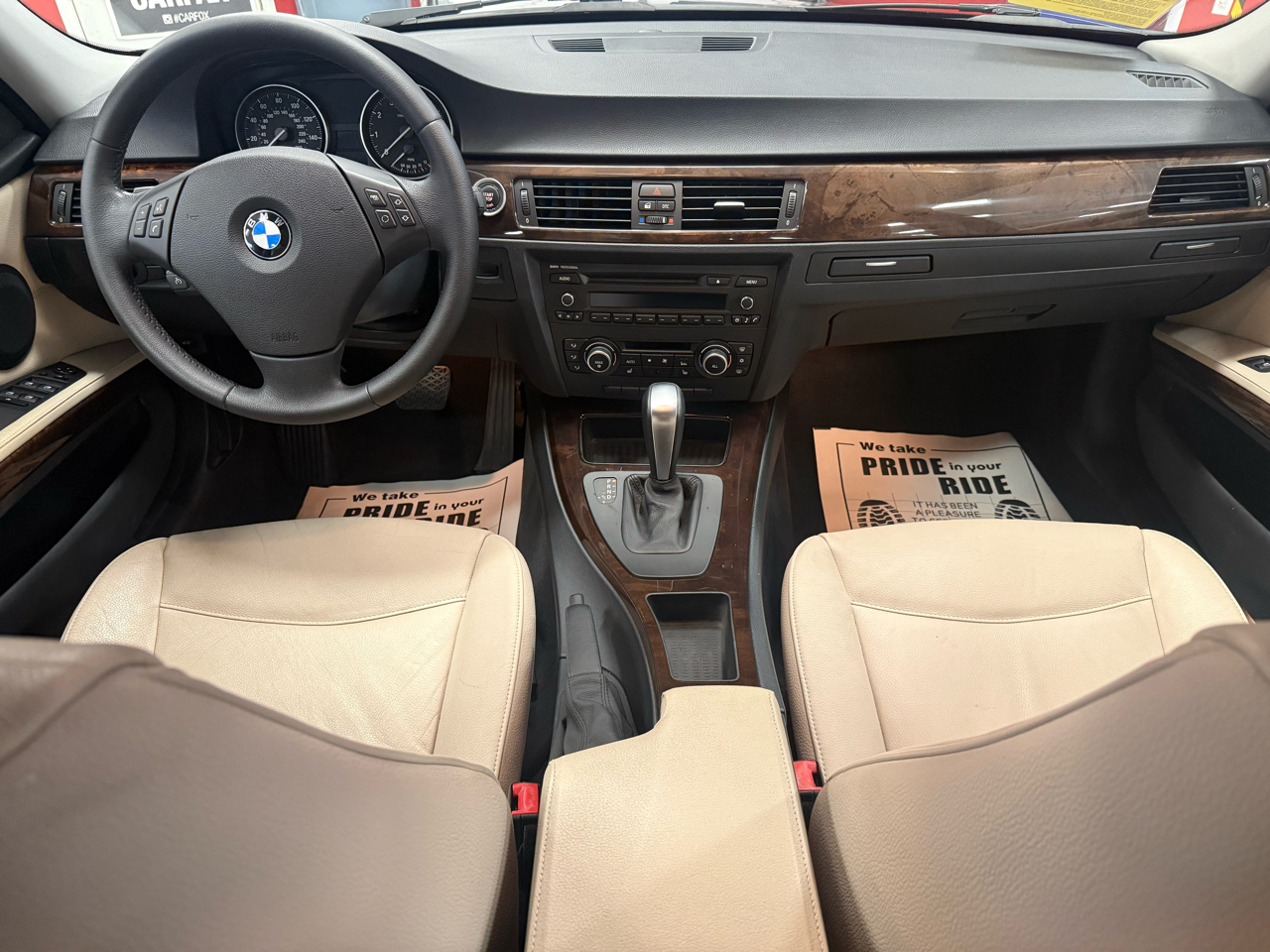 BMW 3-Series 328i xDrive 2010