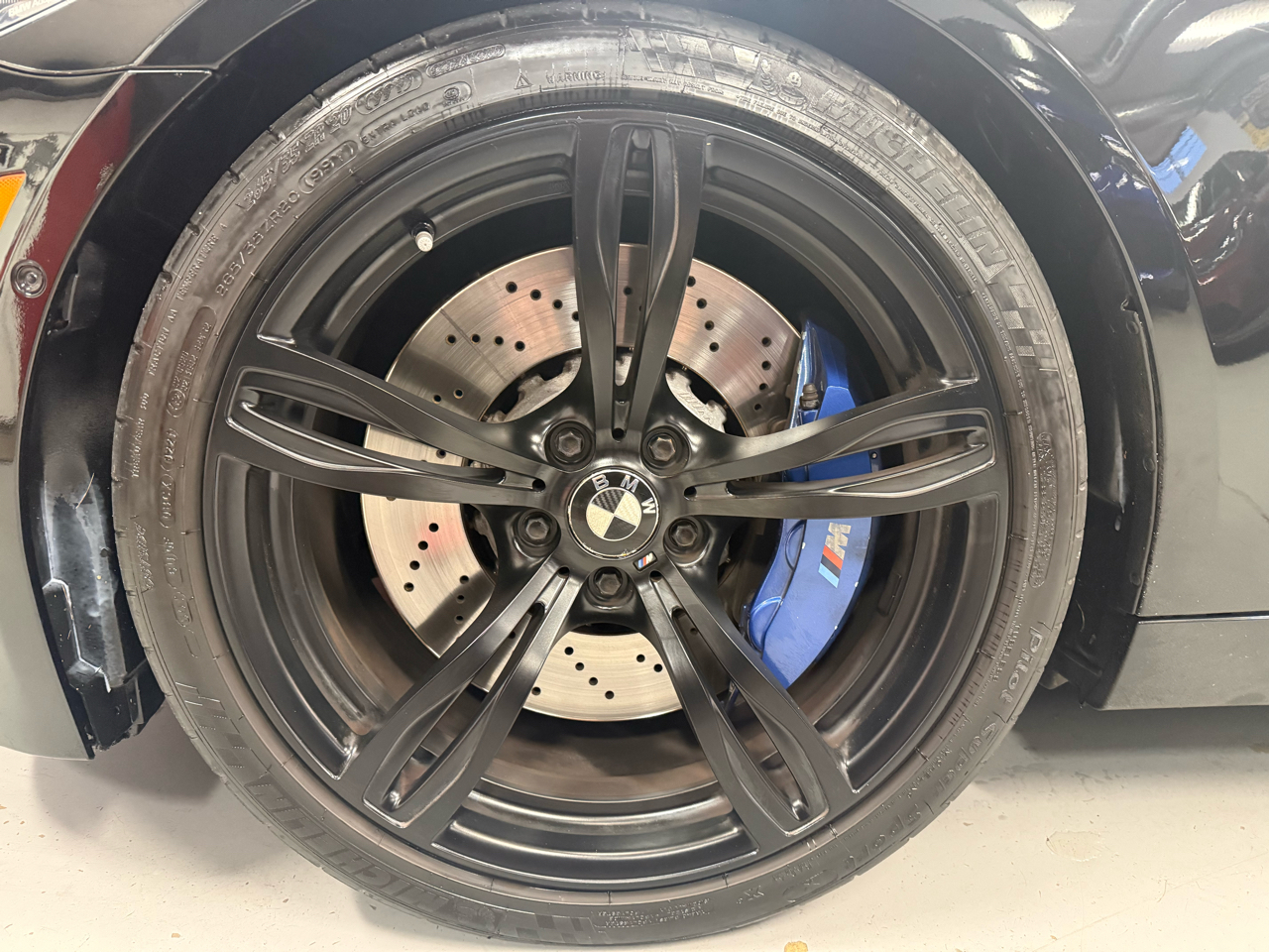 BMW M5 Competition Sedan 2014 BMW M5 Competition Sedan 2014