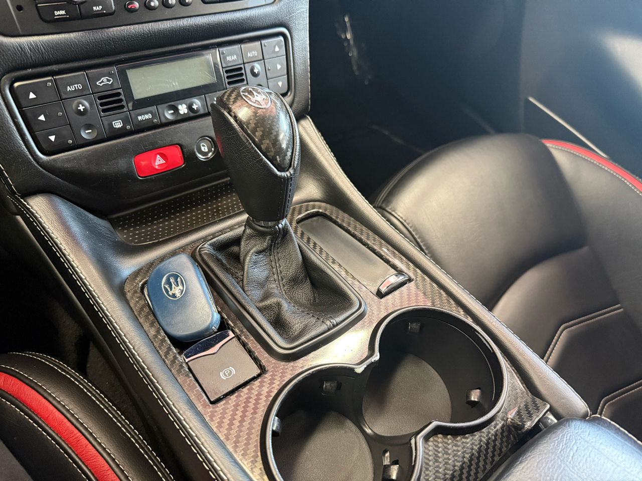 Maserati GranTurismo MC Centennial Edition 4.7L 2015