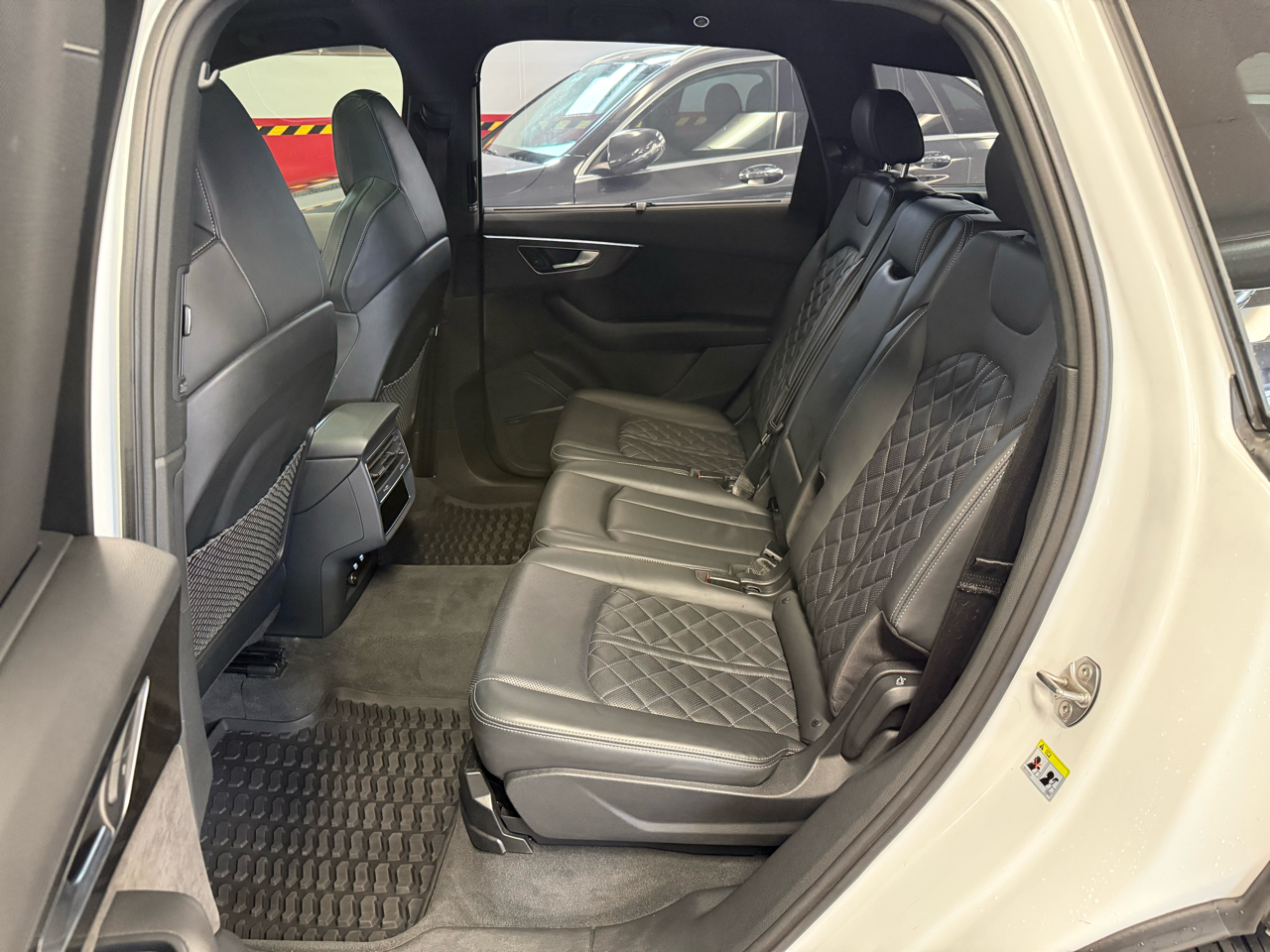 Audi SQ7 Prestige TFSI quattro 2020 Audi SQ7 Prestige TFSI quattro 2020