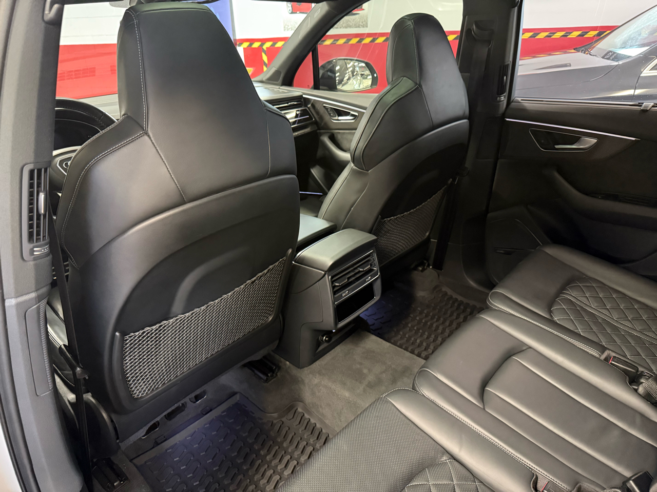 Audi SQ7 Prestige TFSI quattro 2020 Audi SQ7 Prestige TFSI quattro 2020