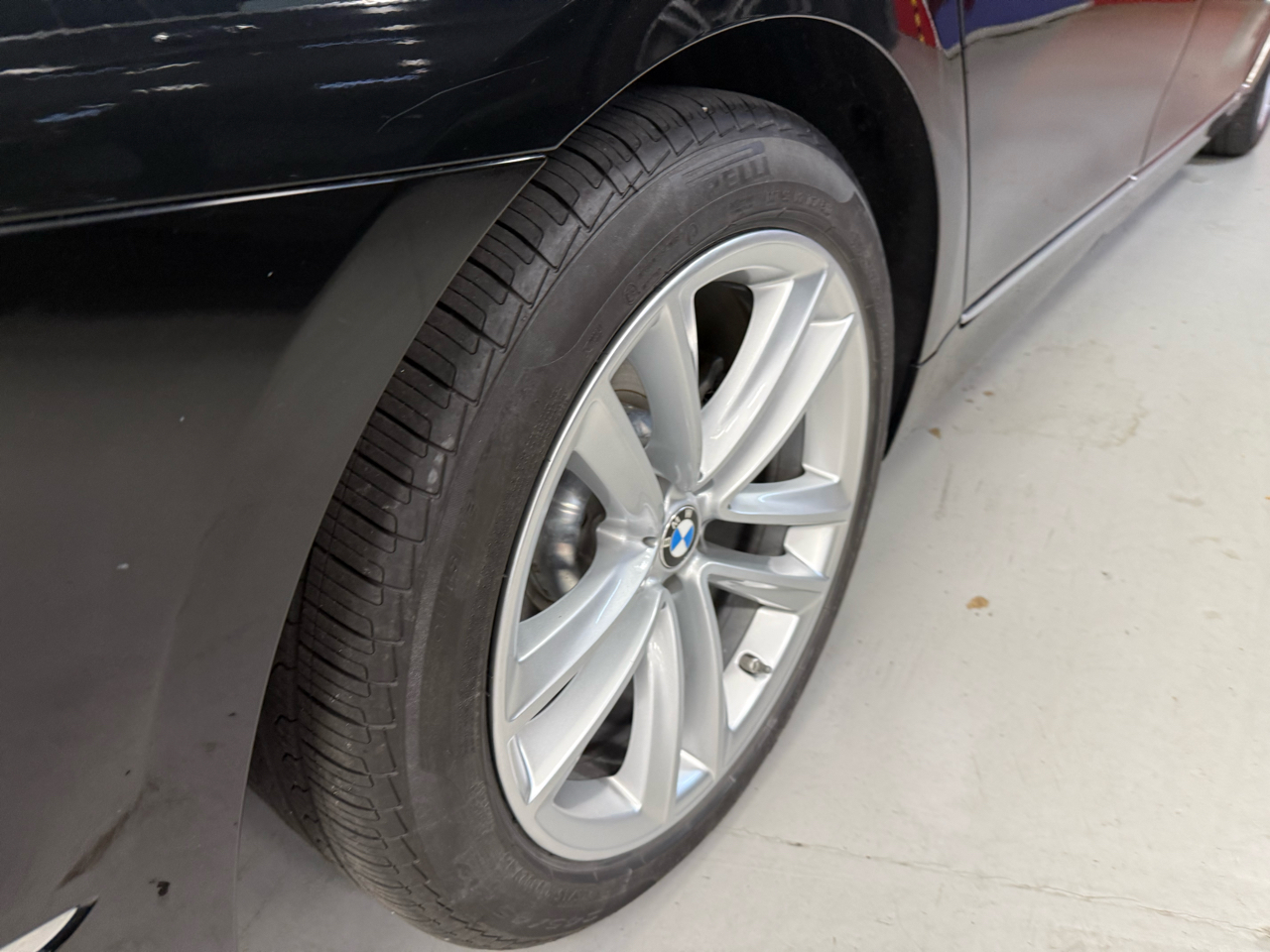 BMW 7-Series 750i xDrive 2019 BMW 7-Series 750i xDrive 2019