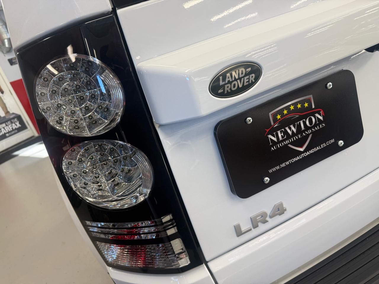 Land Rover LR4 4WD 4dr HSE Silver Edition 2016