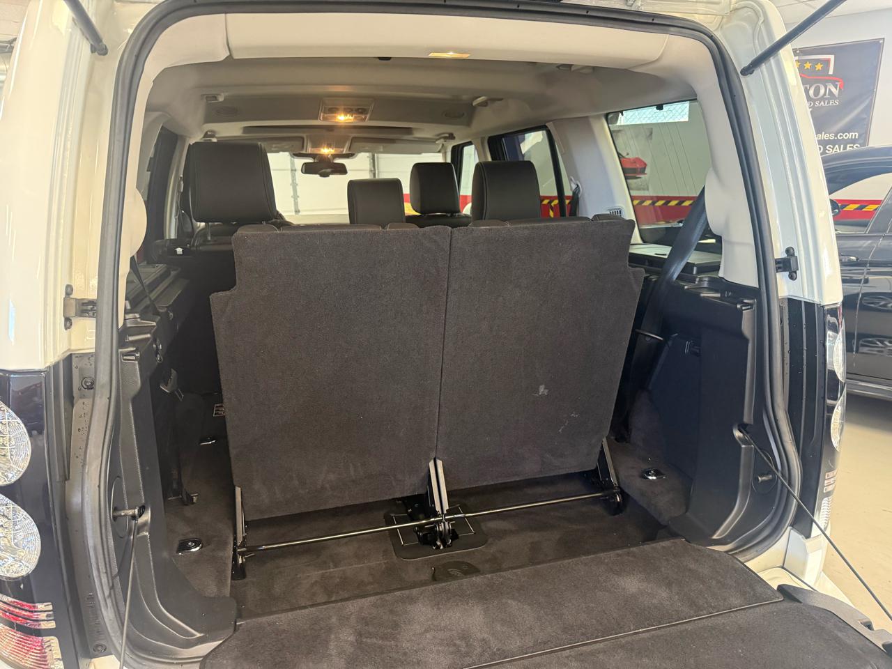 Land Rover LR4 4WD 4dr HSE Silver Edition 2016