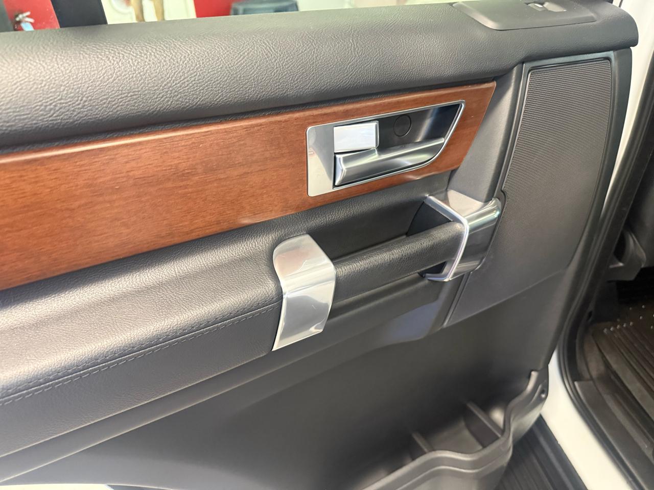 Land Rover LR4 4WD 4dr HSE Silver Edition 2016