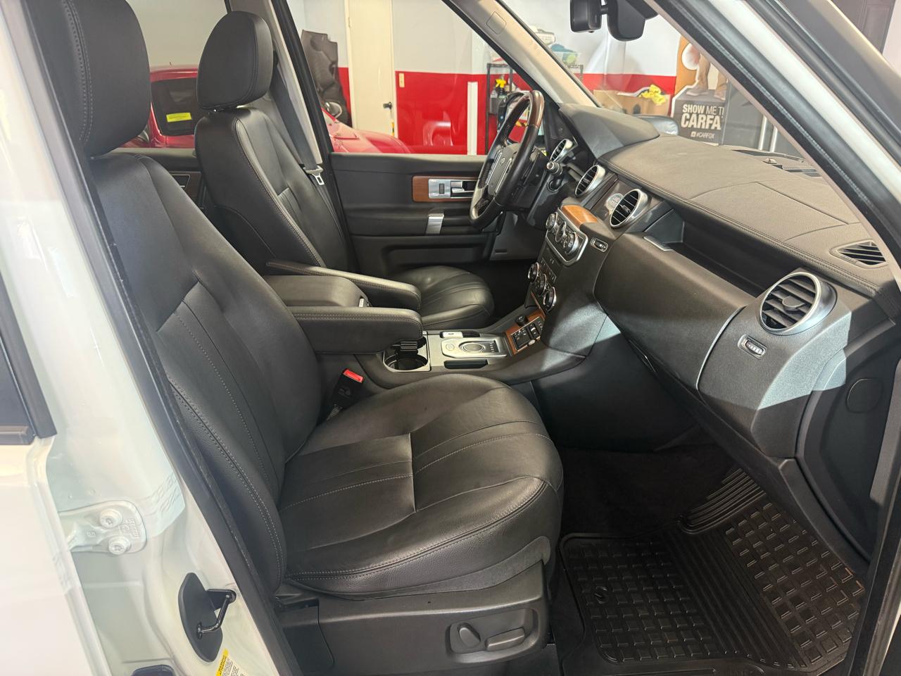 Land Rover LR4 4WD 4dr HSE Silver Edition 2016