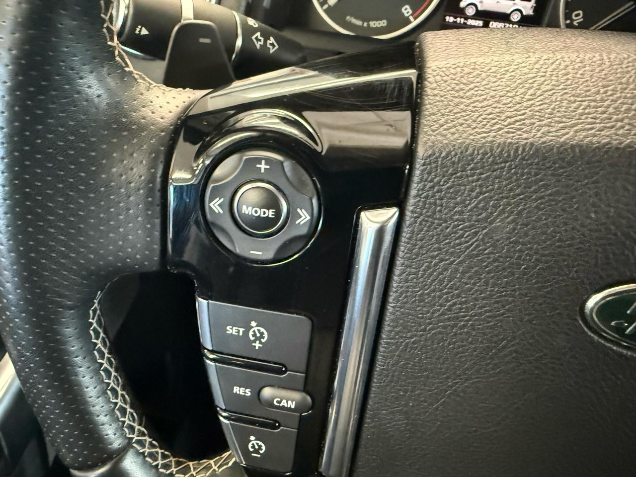 Land Rover LR4 4WD 4dr HSE Silver Edition 2016