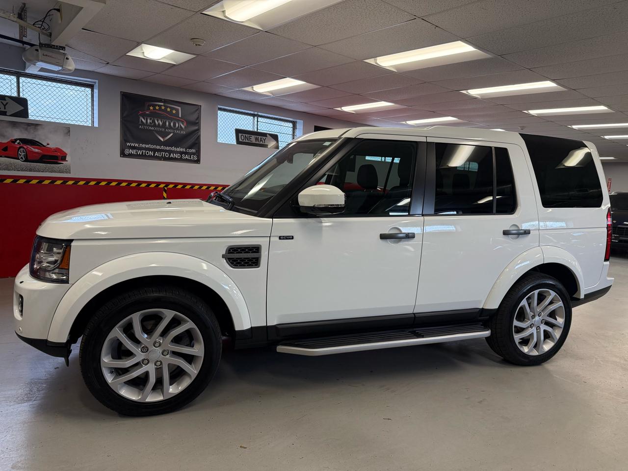Land Rover LR4 4WD 4dr HSE Silver Edition 2016