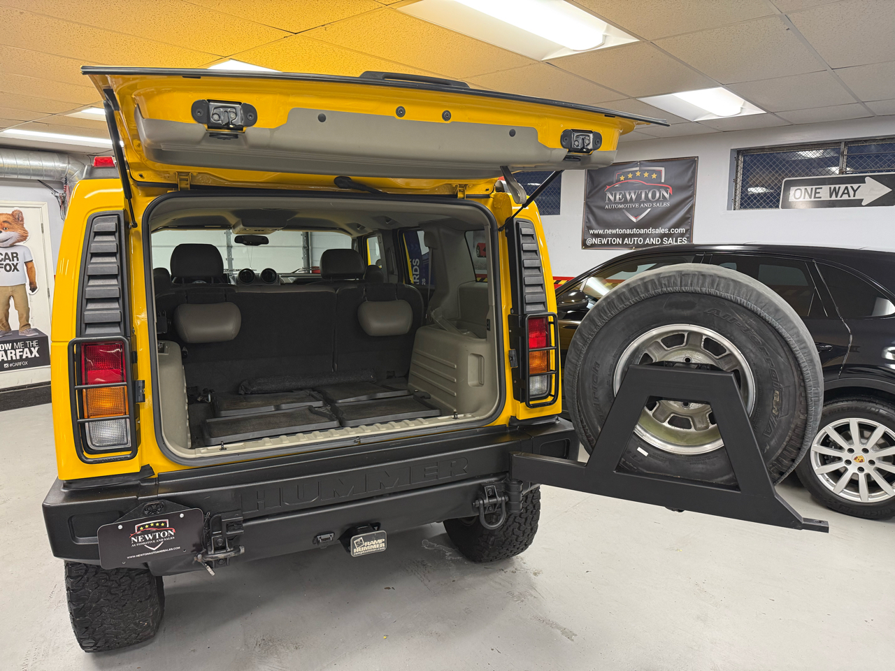 HUMMER H2 Sport Utility 2003