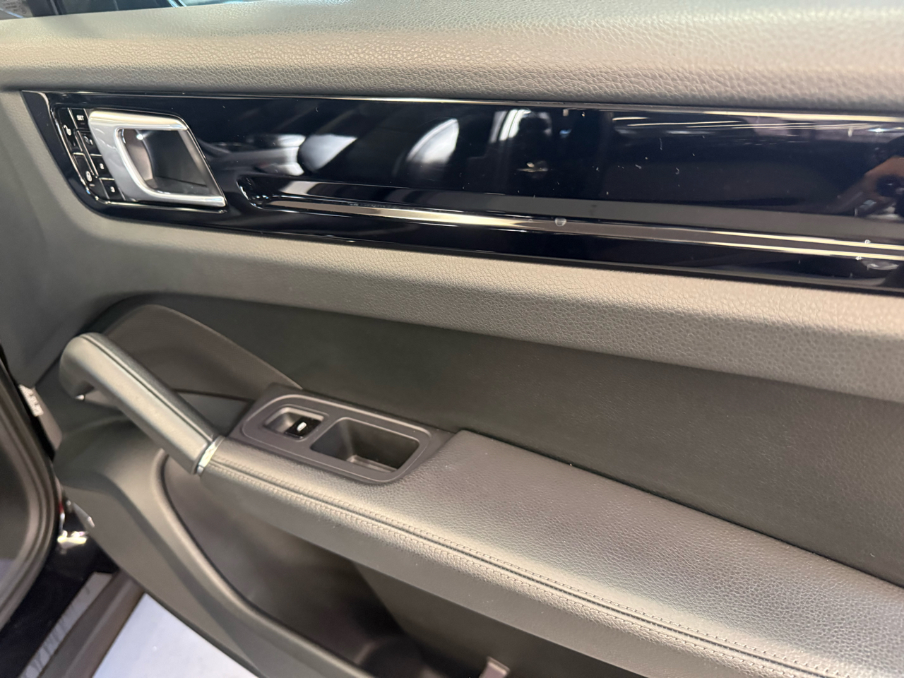 Porsche Cayenne Base 2019