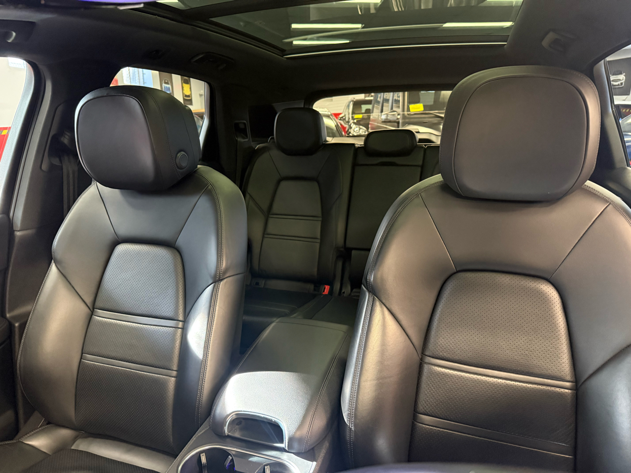 Porsche Cayenne Base 2019