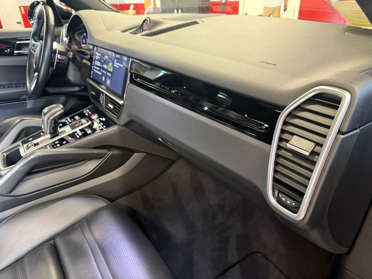 Porsche Cayenne Base 2019