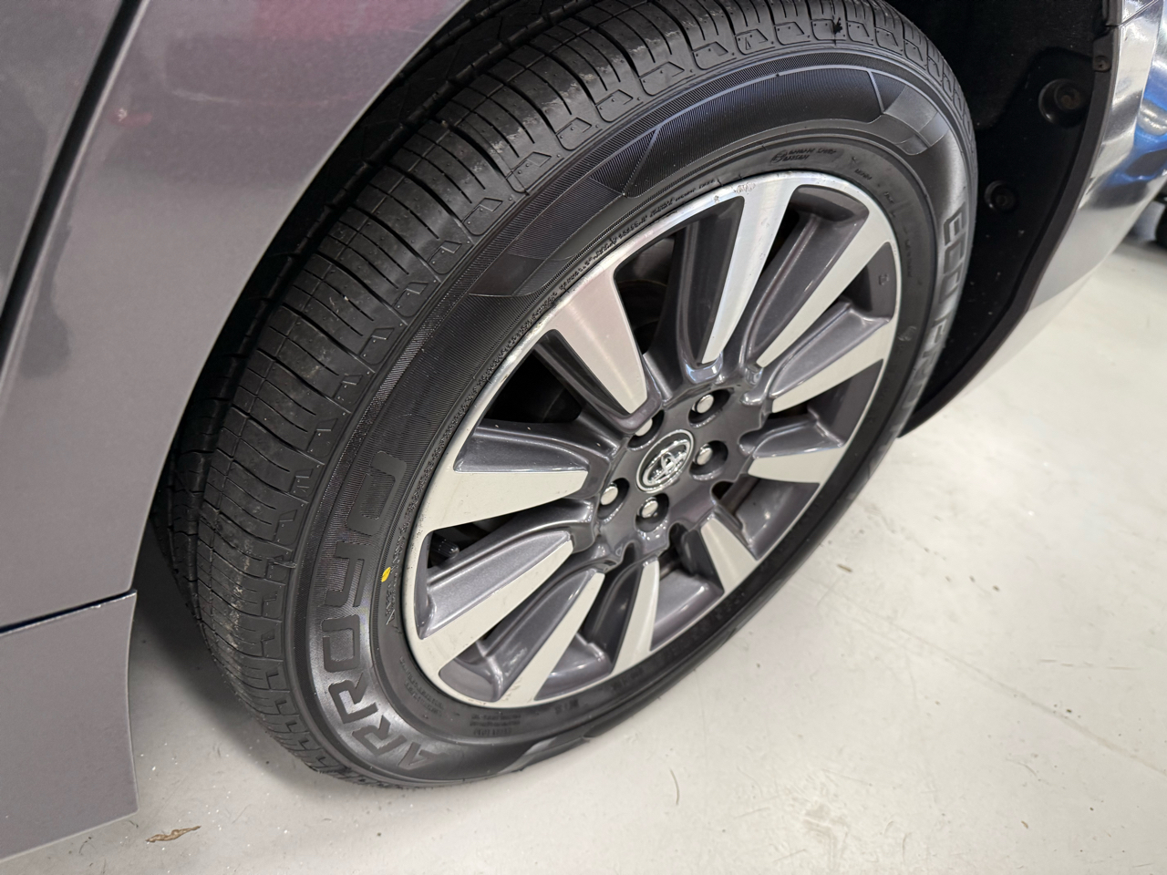 Toyota Sienna XLE 7-Passenger AWD 2018