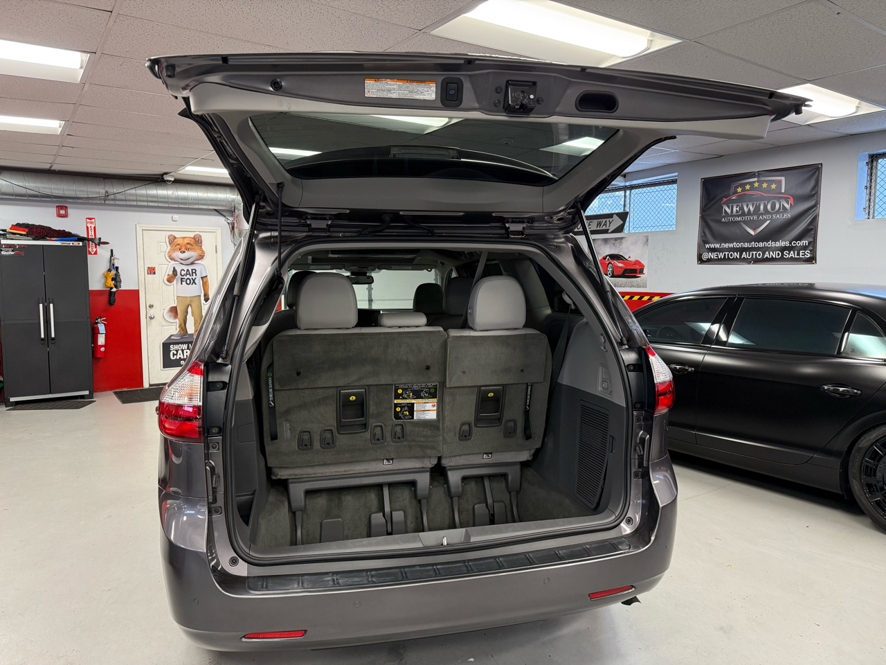 Toyota Sienna XLE 7-Passenger AWD 2018