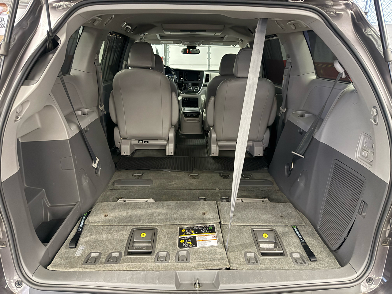 Toyota Sienna XLE 7-Passenger AWD 2018