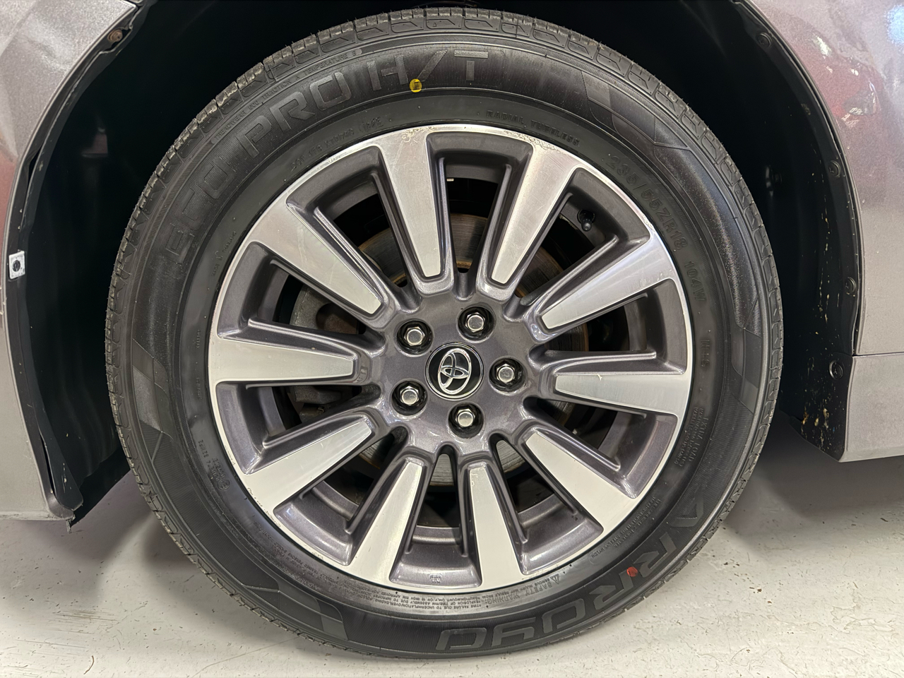 Toyota Sienna XLE 7-Passenger AWD 2018