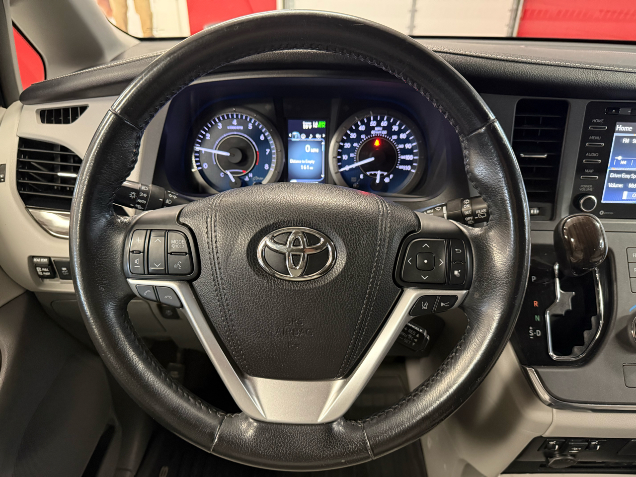 Toyota Sienna XLE 7-Passenger AWD 2018