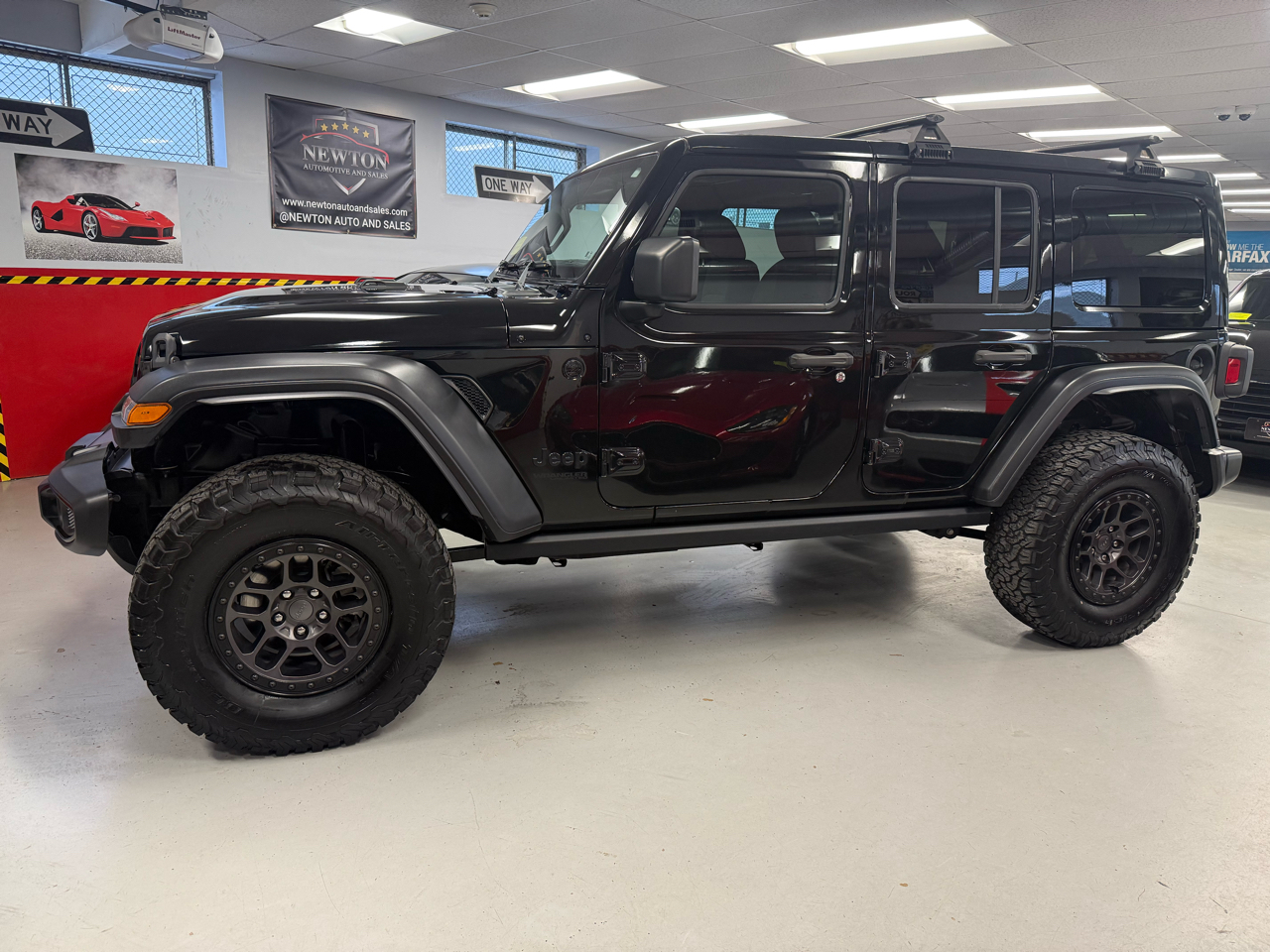 Jeep Wrangler High Tide 4 Door 4x4 2022