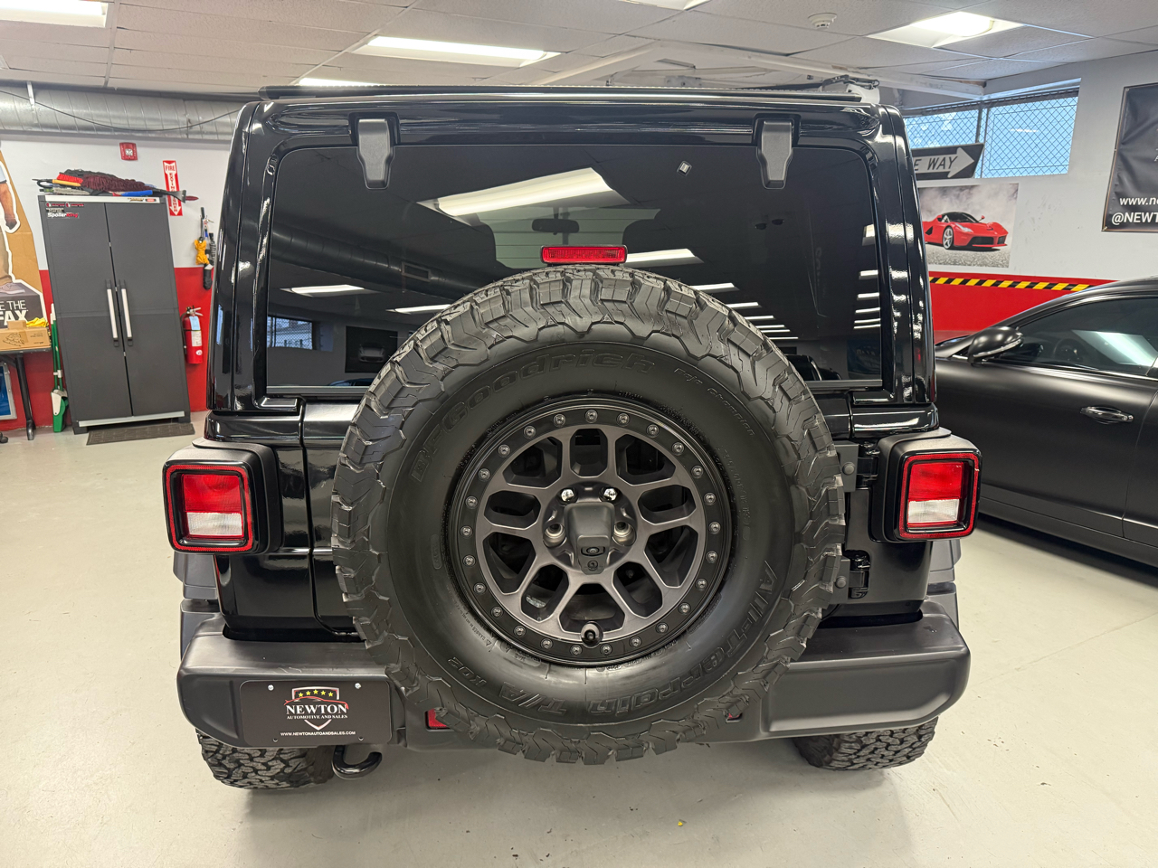 Jeep Wrangler High Tide 4 Door 4x4 2022