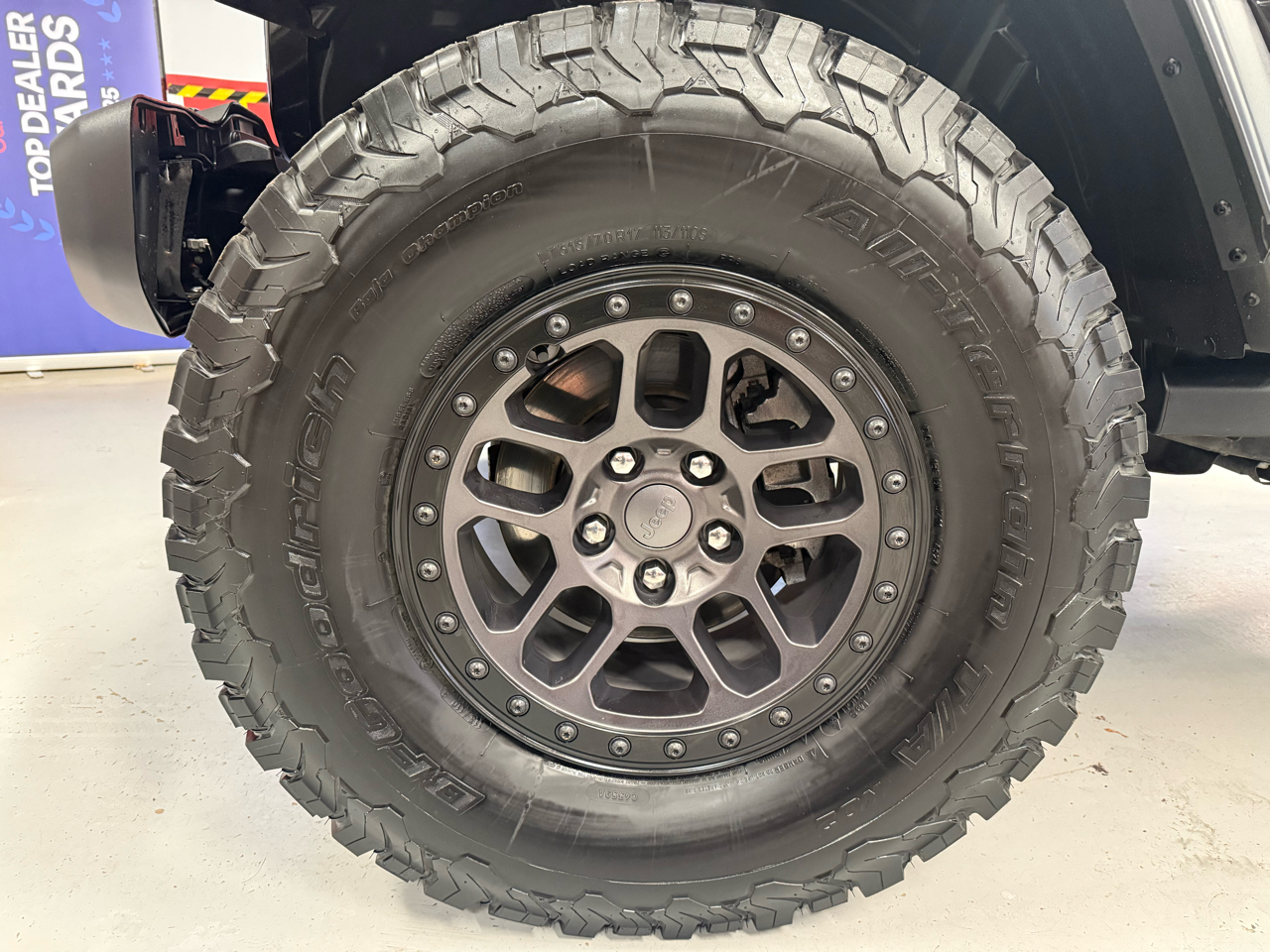 Jeep Wrangler High Tide 4 Door 4x4 2022