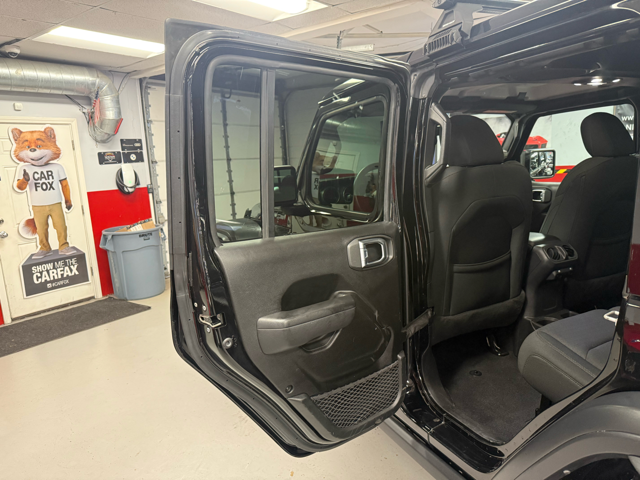 Jeep Wrangler High Tide 4 Door 4x4 2022