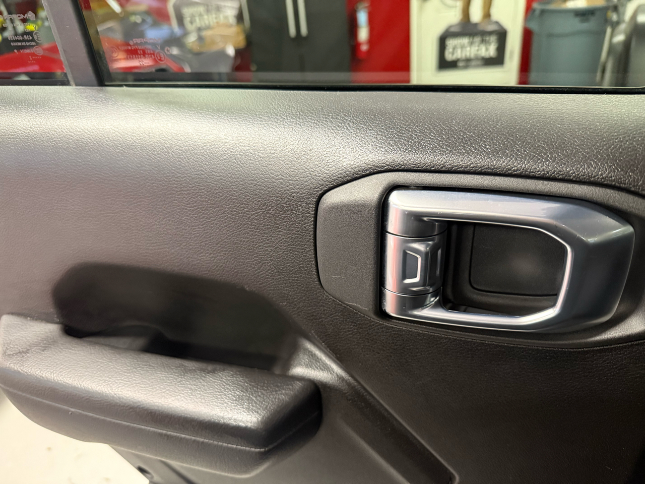 Jeep Wrangler High Tide 4 Door 4x4 2022