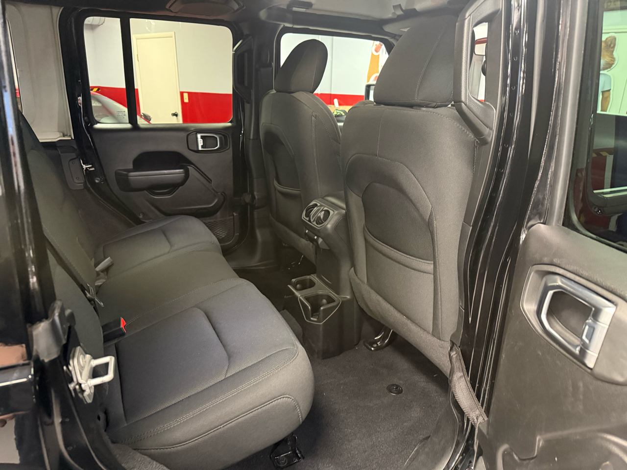 Jeep Wrangler High Tide 4 Door 4x4 2022