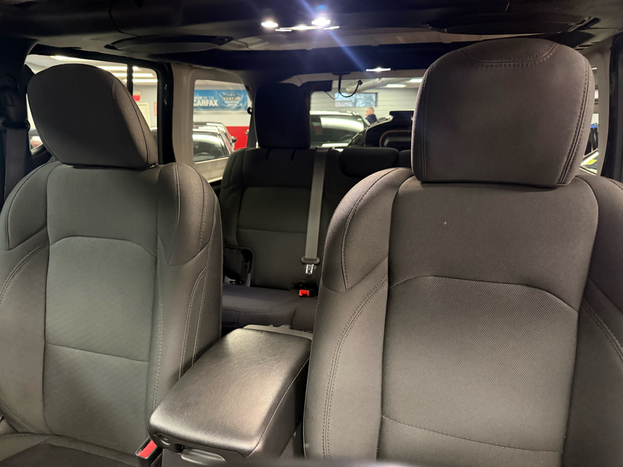 Jeep Wrangler High Tide 4 Door 4x4 2022