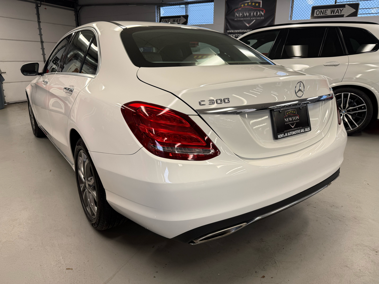 Mercedes-Benz C-Class C300 4MATIC Sedan 2016