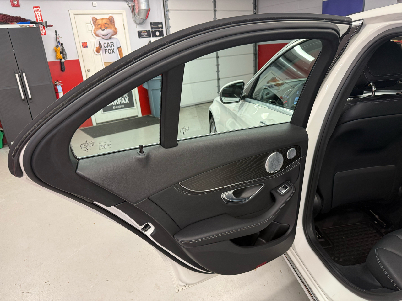 Mercedes-Benz C-Class C300 4MATIC Sedan 2016