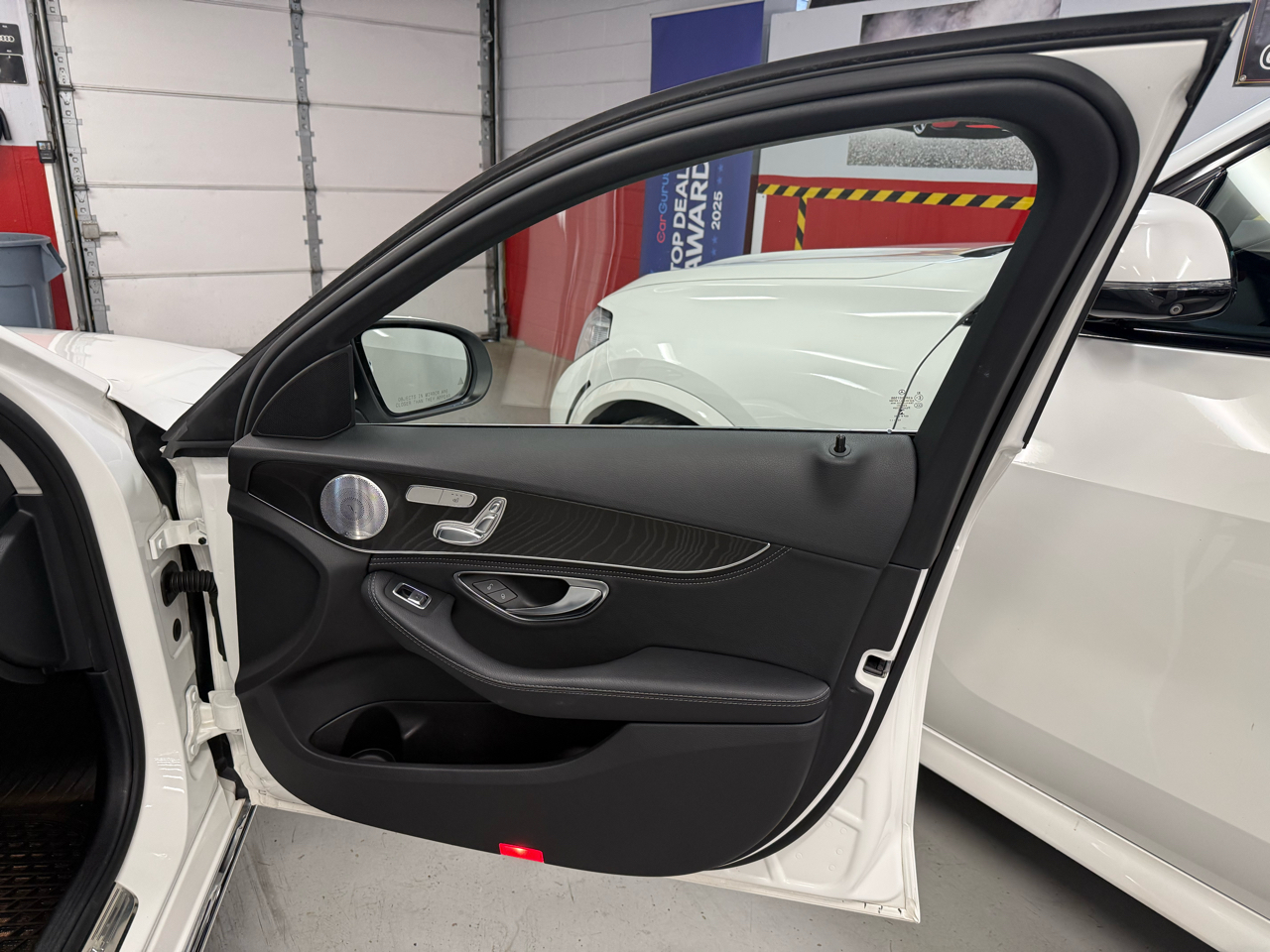 Mercedes-Benz C-Class C300 4MATIC Sedan 2016