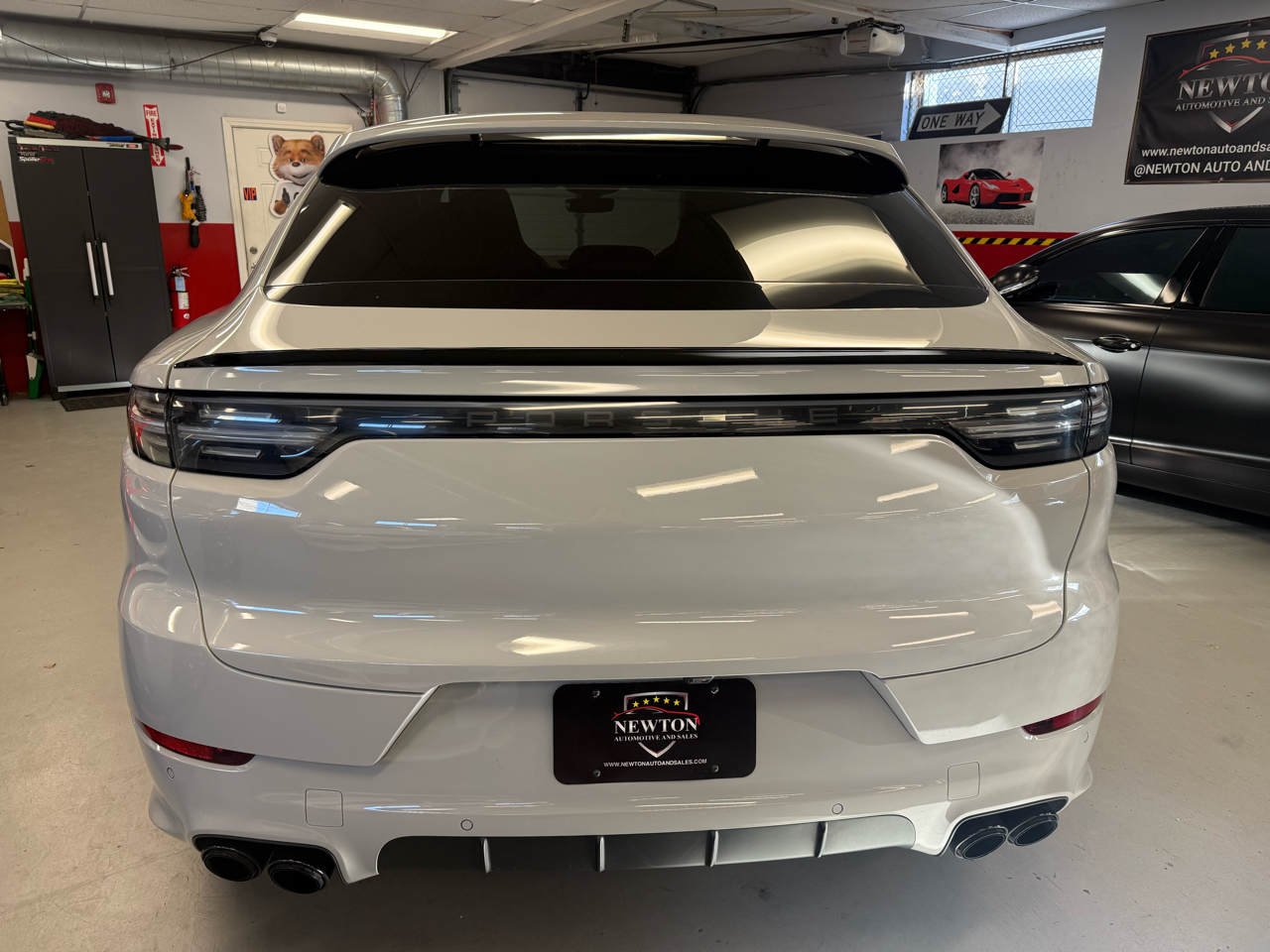 Porsche Cayenne GTS Coupe 2021