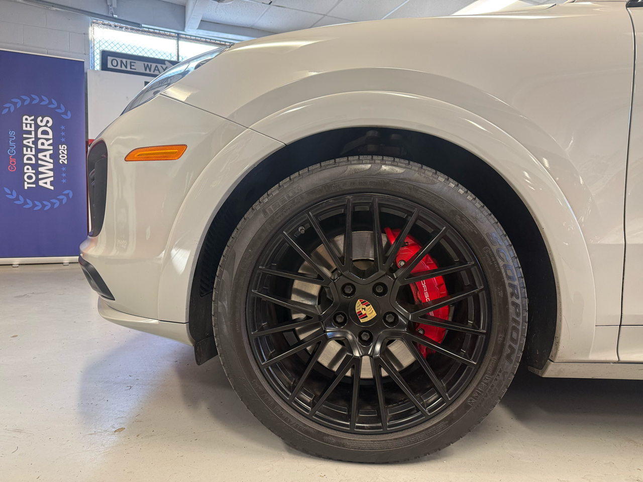 Porsche Cayenne GTS Coupe 2021