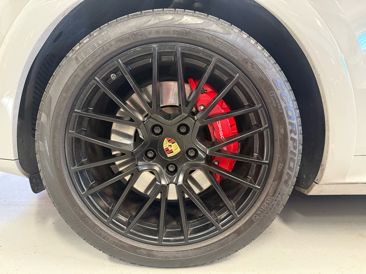 Porsche Cayenne GTS Coupe 2021