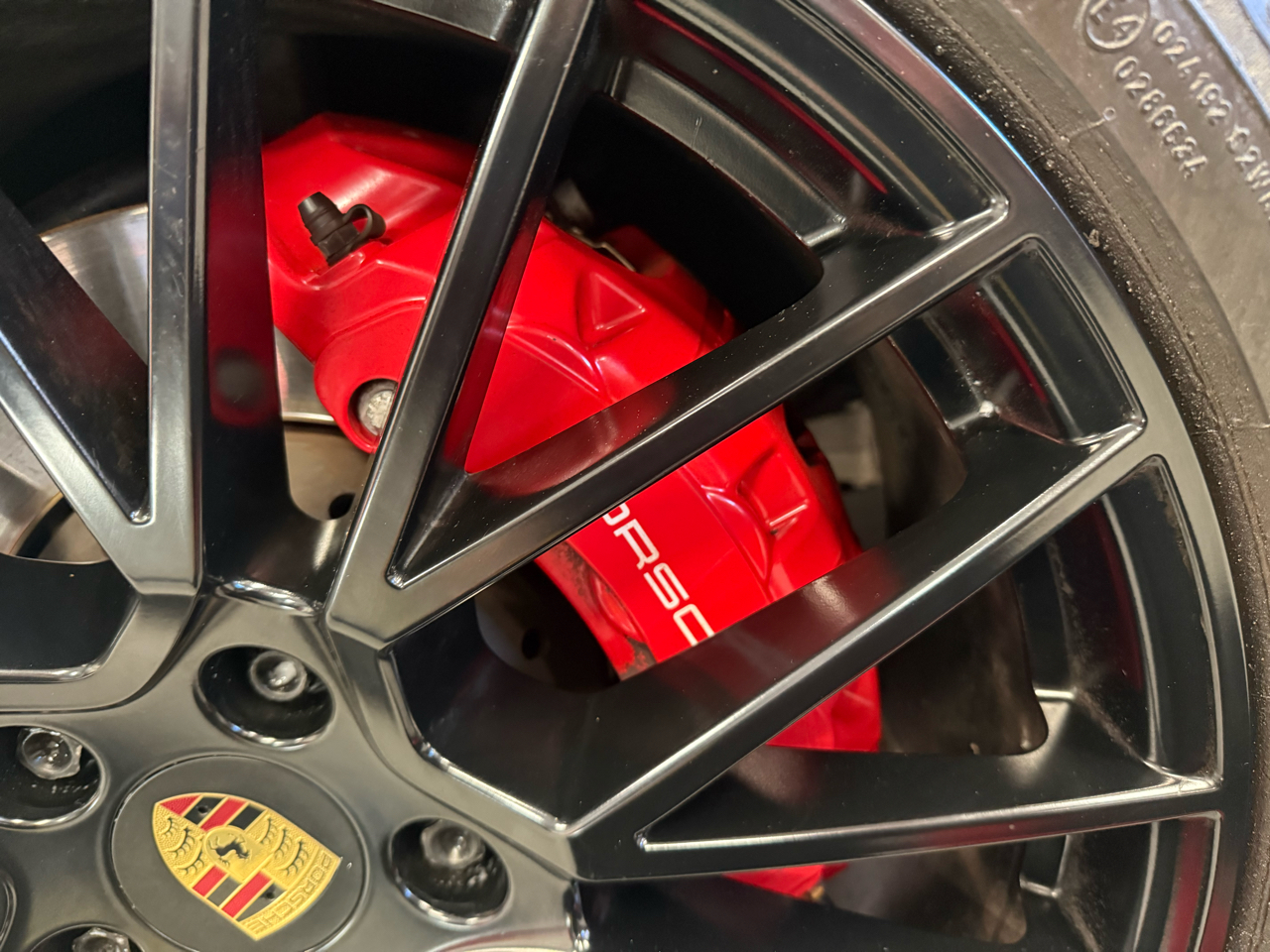 Porsche Cayenne GTS Coupe 2021