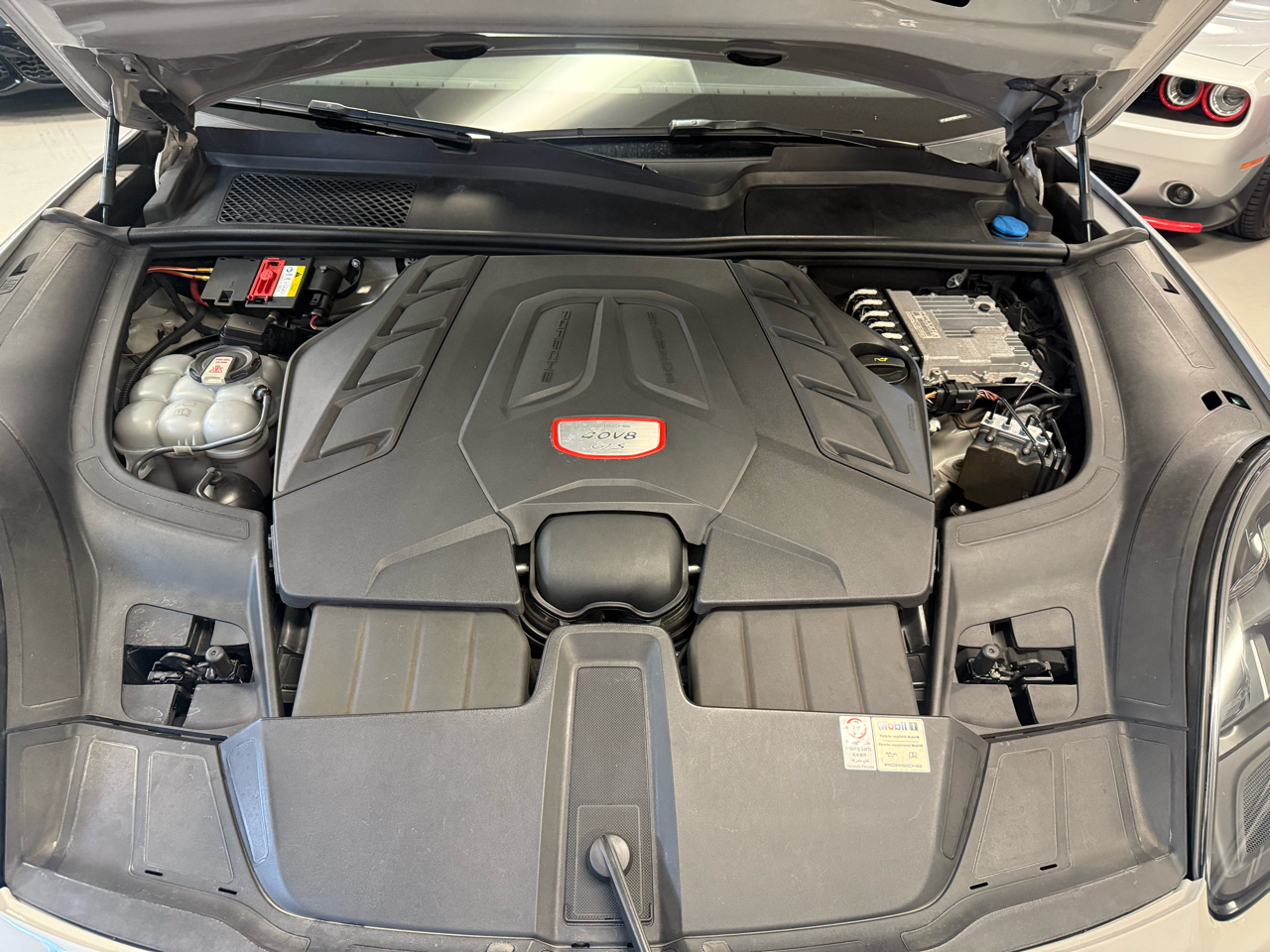 Porsche Cayenne GTS Coupe 2021