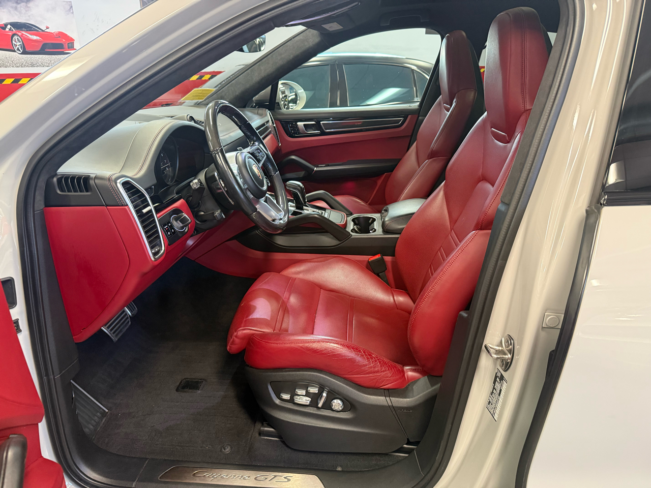 Porsche Cayenne GTS Coupe 2021