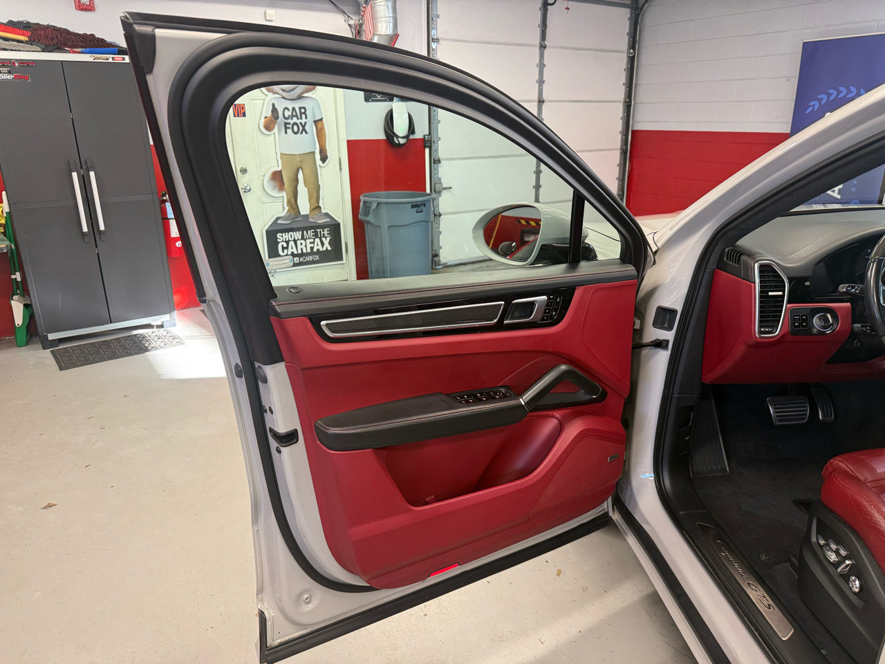 Porsche Cayenne GTS Coupe 2021