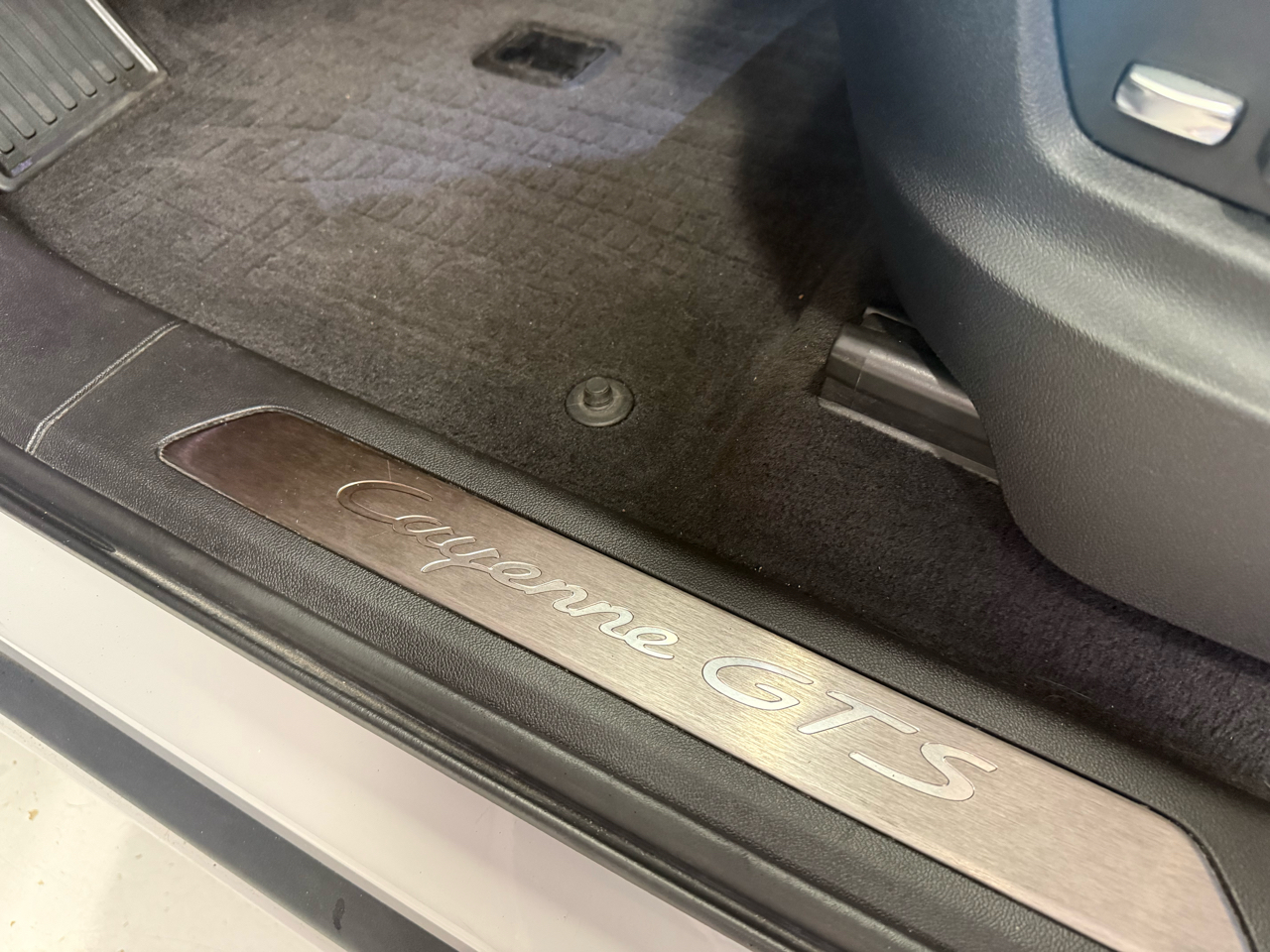 Porsche Cayenne GTS Coupe 2021