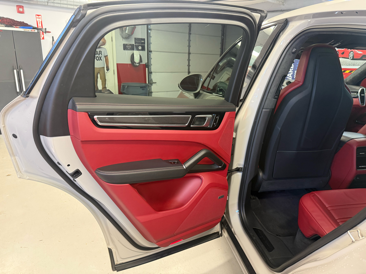 Porsche Cayenne GTS Coupe 2021