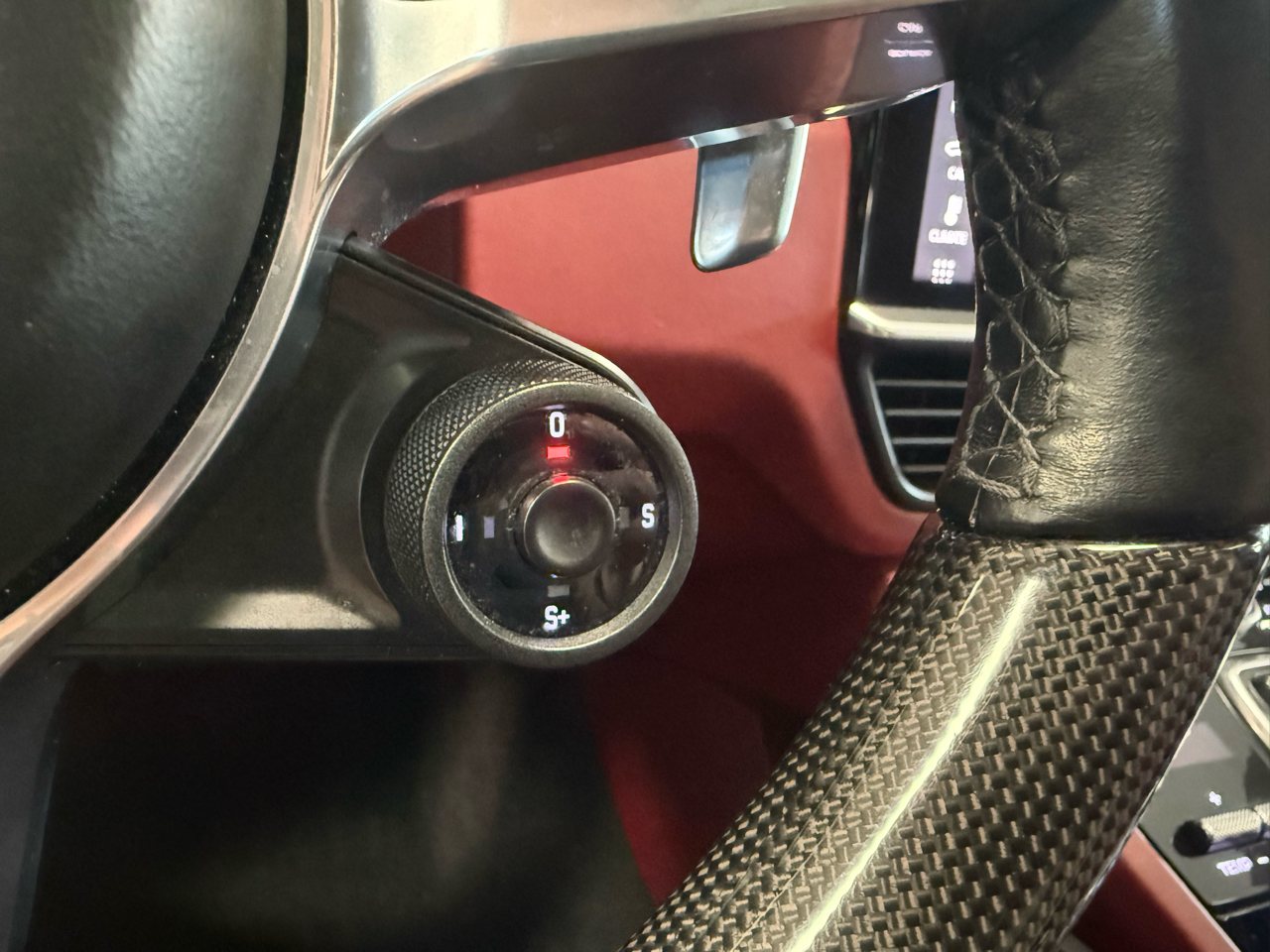 Porsche Cayenne GTS Coupe 2021