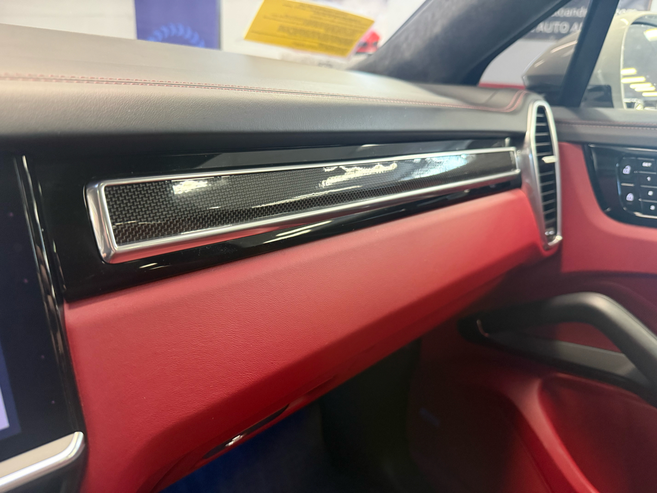 Porsche Cayenne GTS Coupe 2021