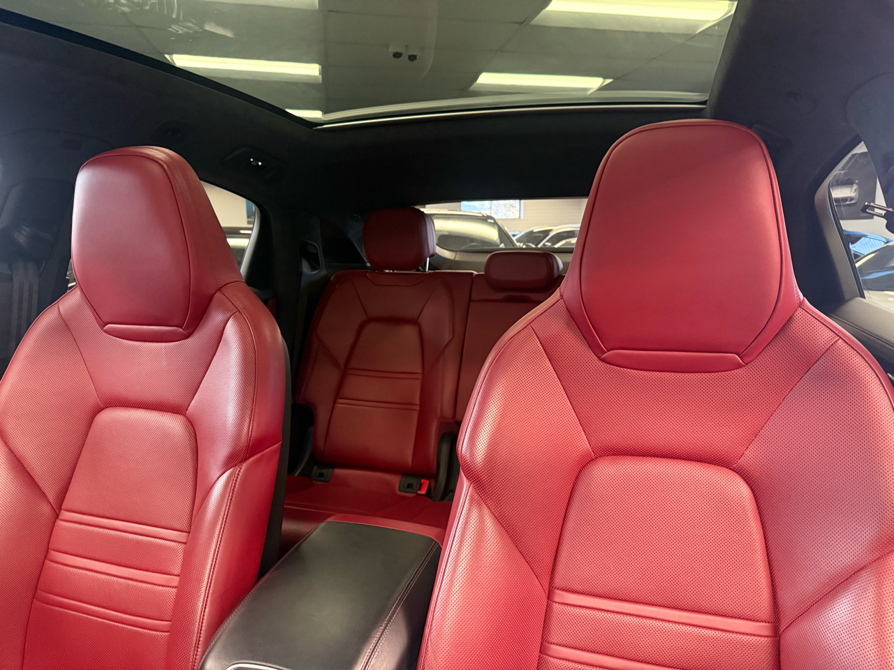 Porsche Cayenne GTS Coupe 2021