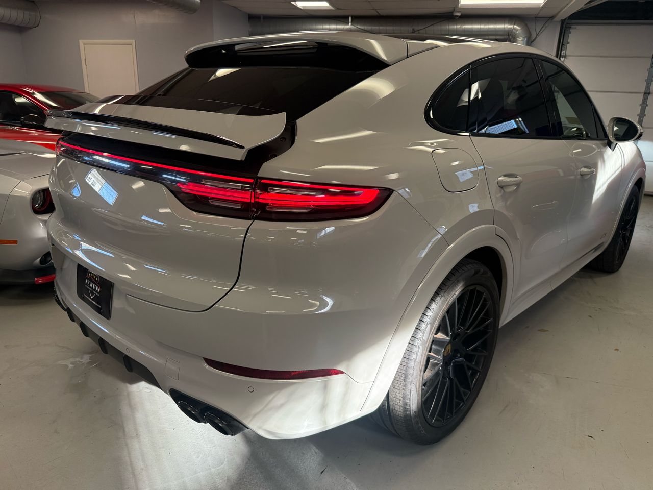 Porsche Cayenne GTS Coupe 2021