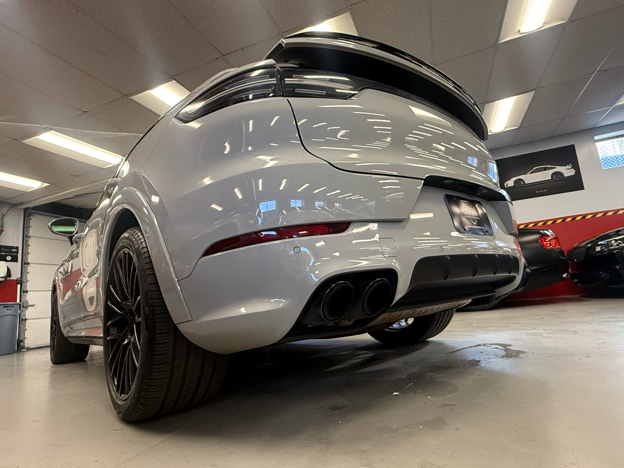 Porsche Cayenne GTS Coupe 2021