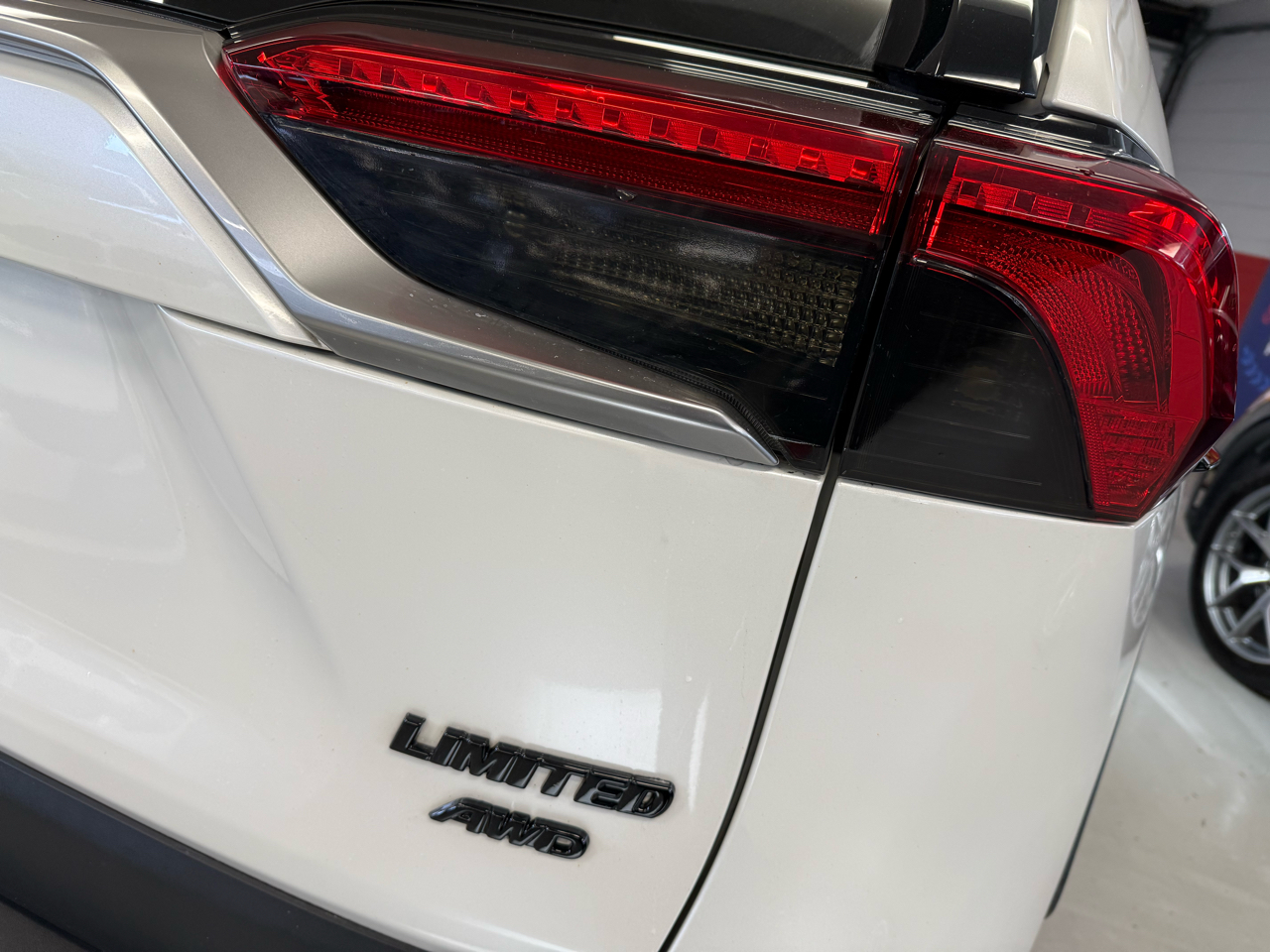 Toyota RAV4 Limited AWD 2020