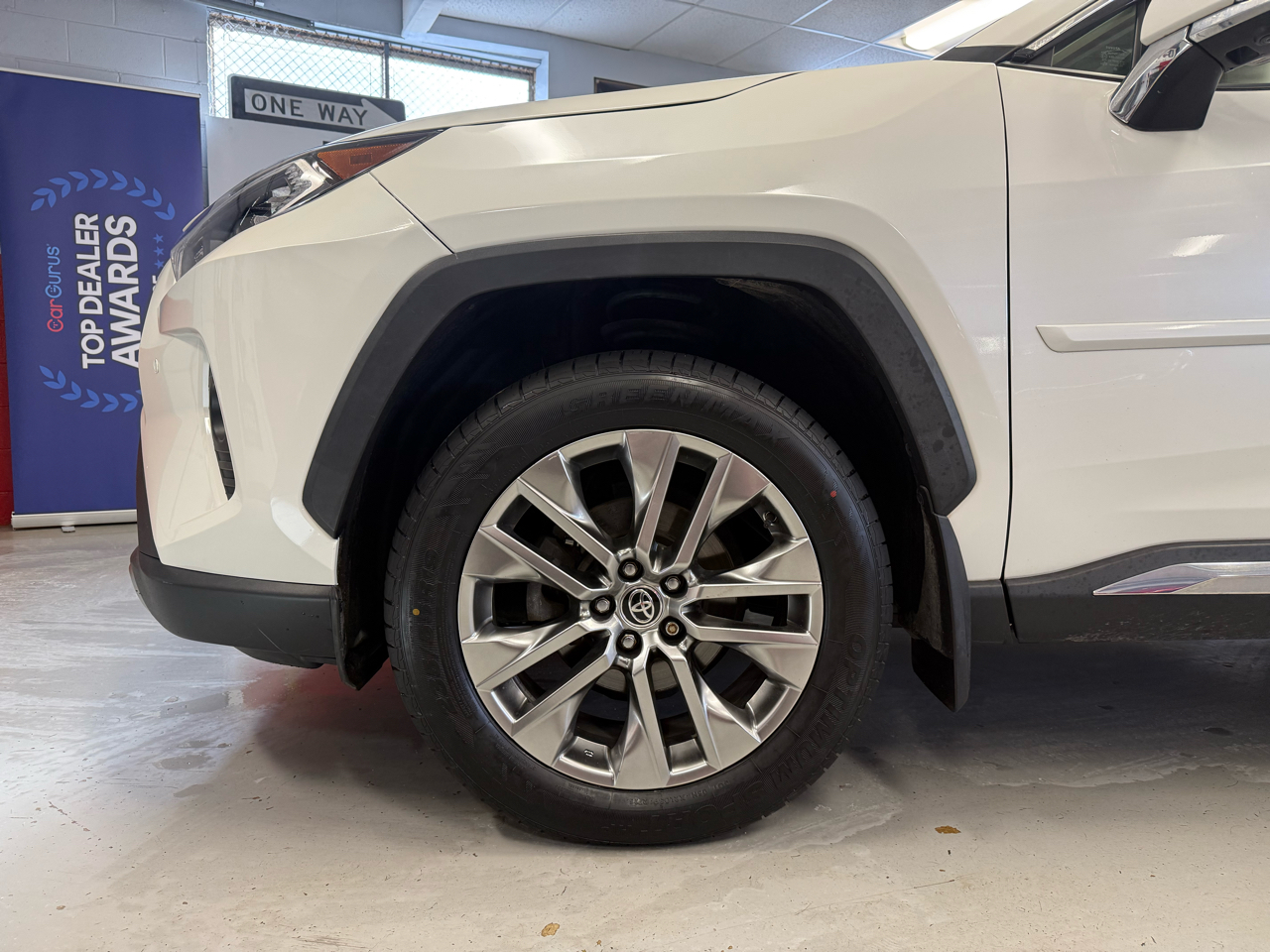 Toyota RAV4 Limited AWD 2020