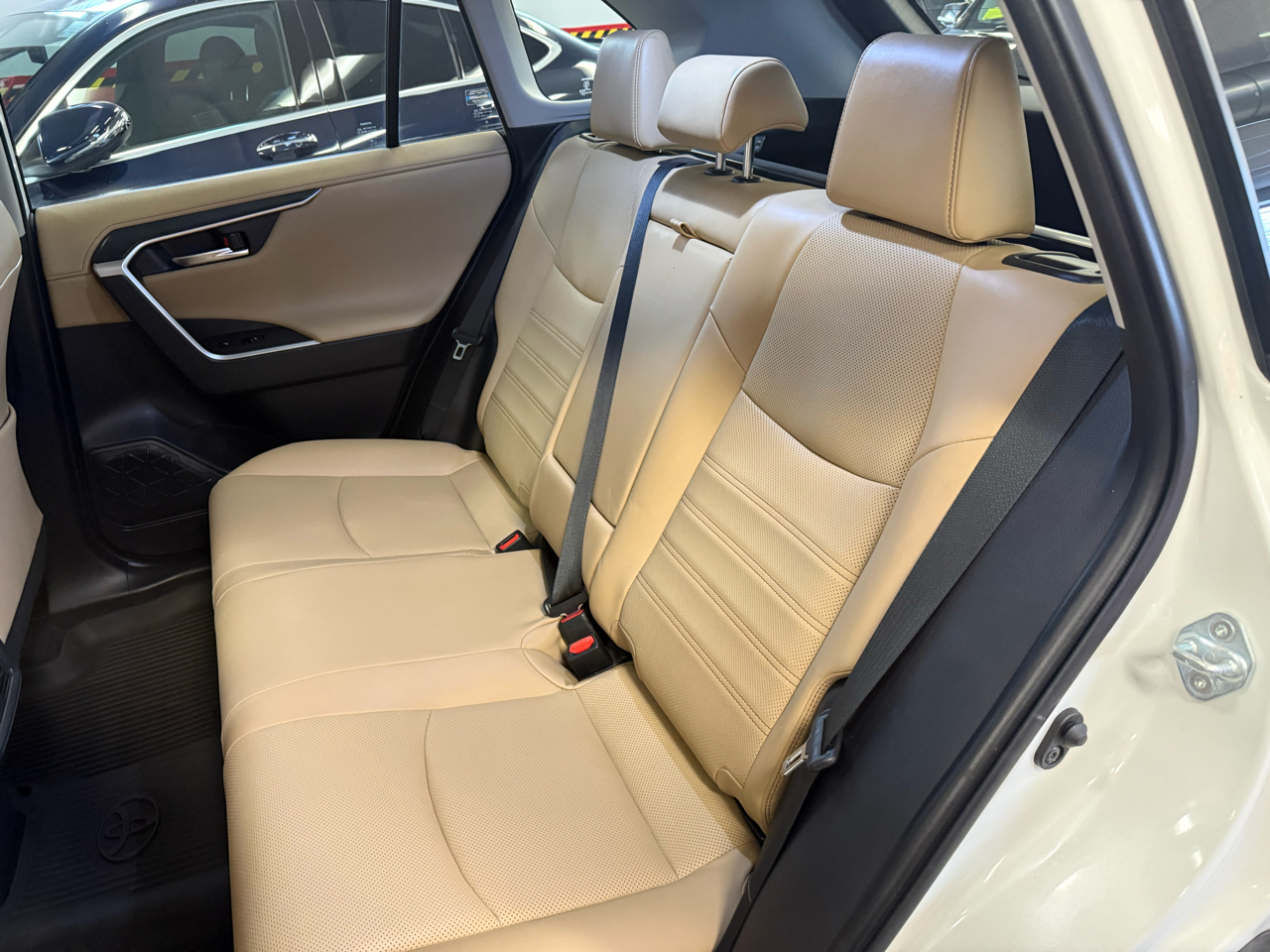 Toyota RAV4 Limited AWD 2020