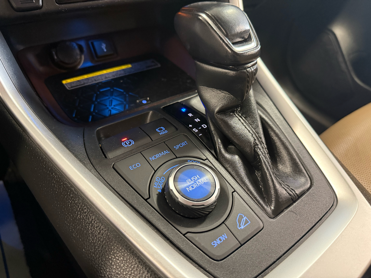 Toyota RAV4 Limited AWD 2020